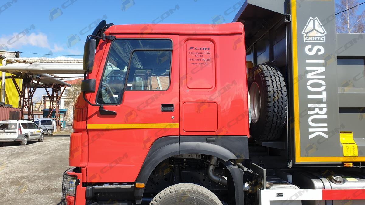 Самосвал Howo 6x4 фото 3