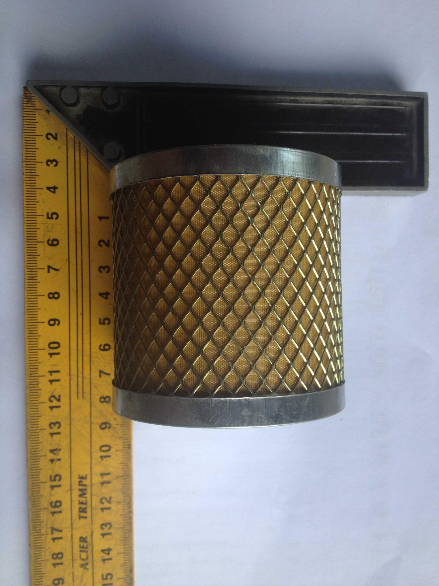 Фильтр бачка ГУРа HOWO 1723638923