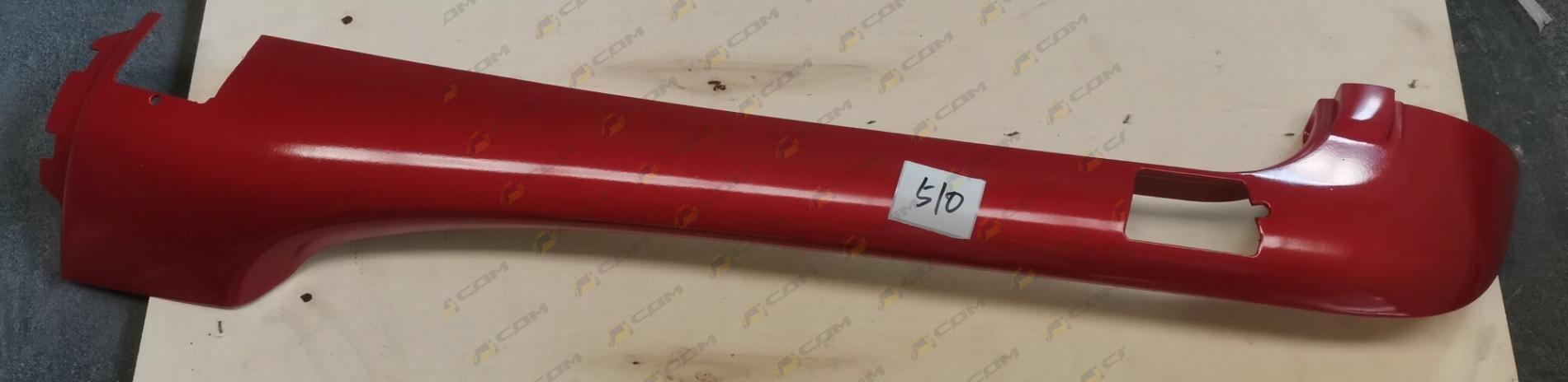 Обтекатель стойки ветрового стекла правый красный HOWO T5G/C7H SITRAK 812W62410-0146