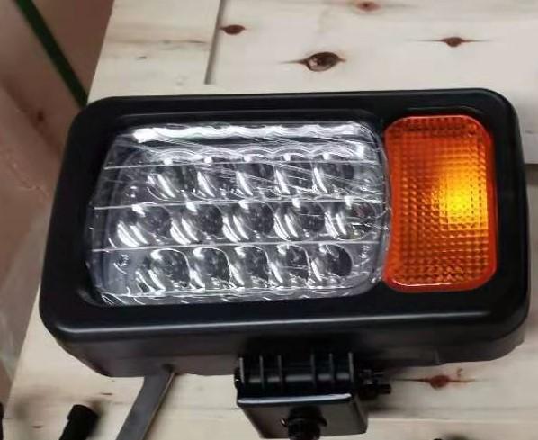 Блок-фара левая светодиодная CDM835Е/856 60400000844