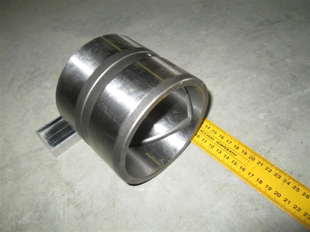 Втулка пальца крепления ковша к кулисе Solar 340LC-V 2110-1378А 2110-1378A