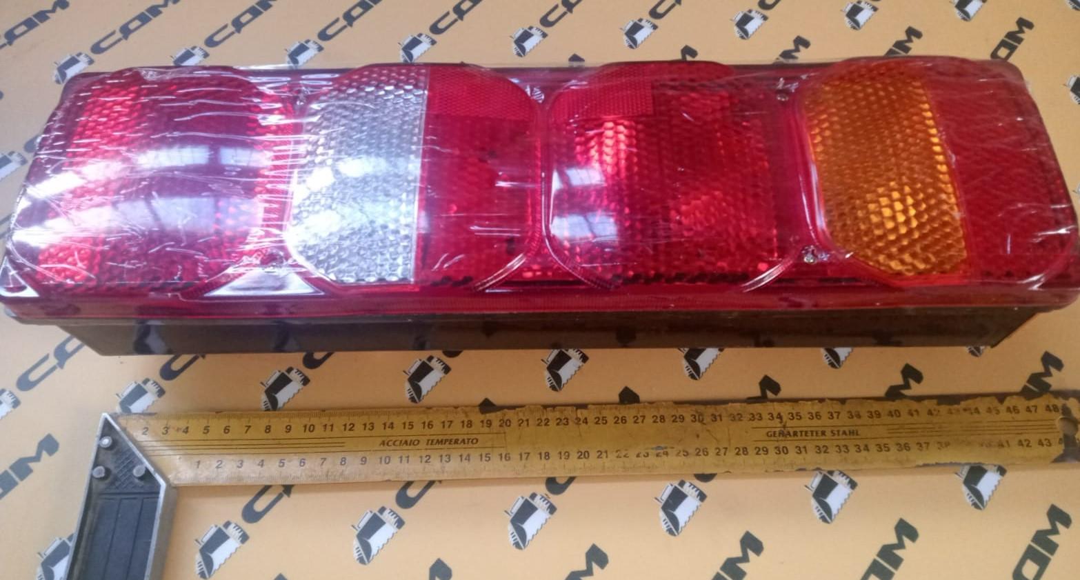 Фонарь задний правый HOWO A7/SITRAK WG9925810002