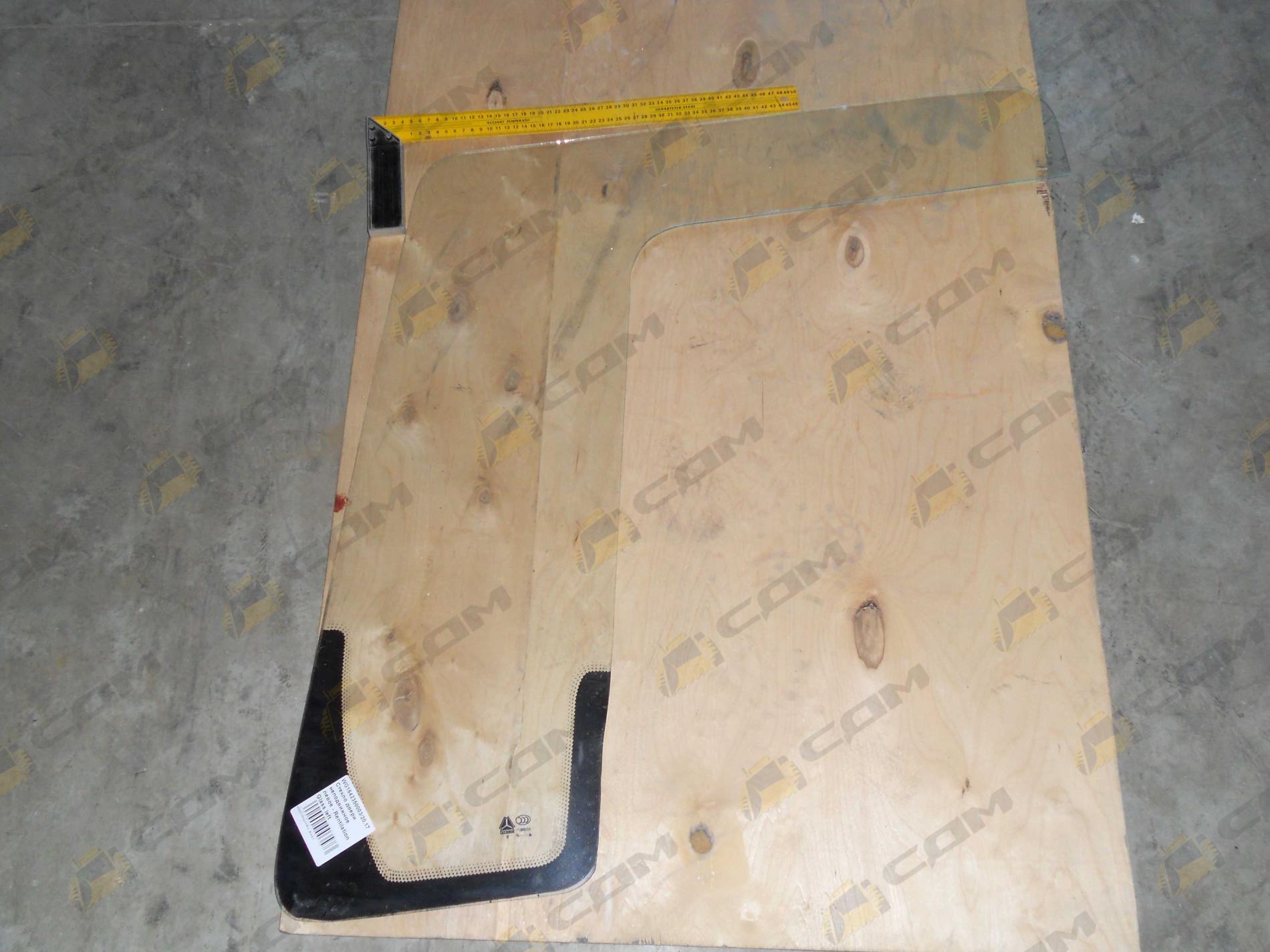 Стекло двери неподвижное правое - Rentilation glass right WG1642350004