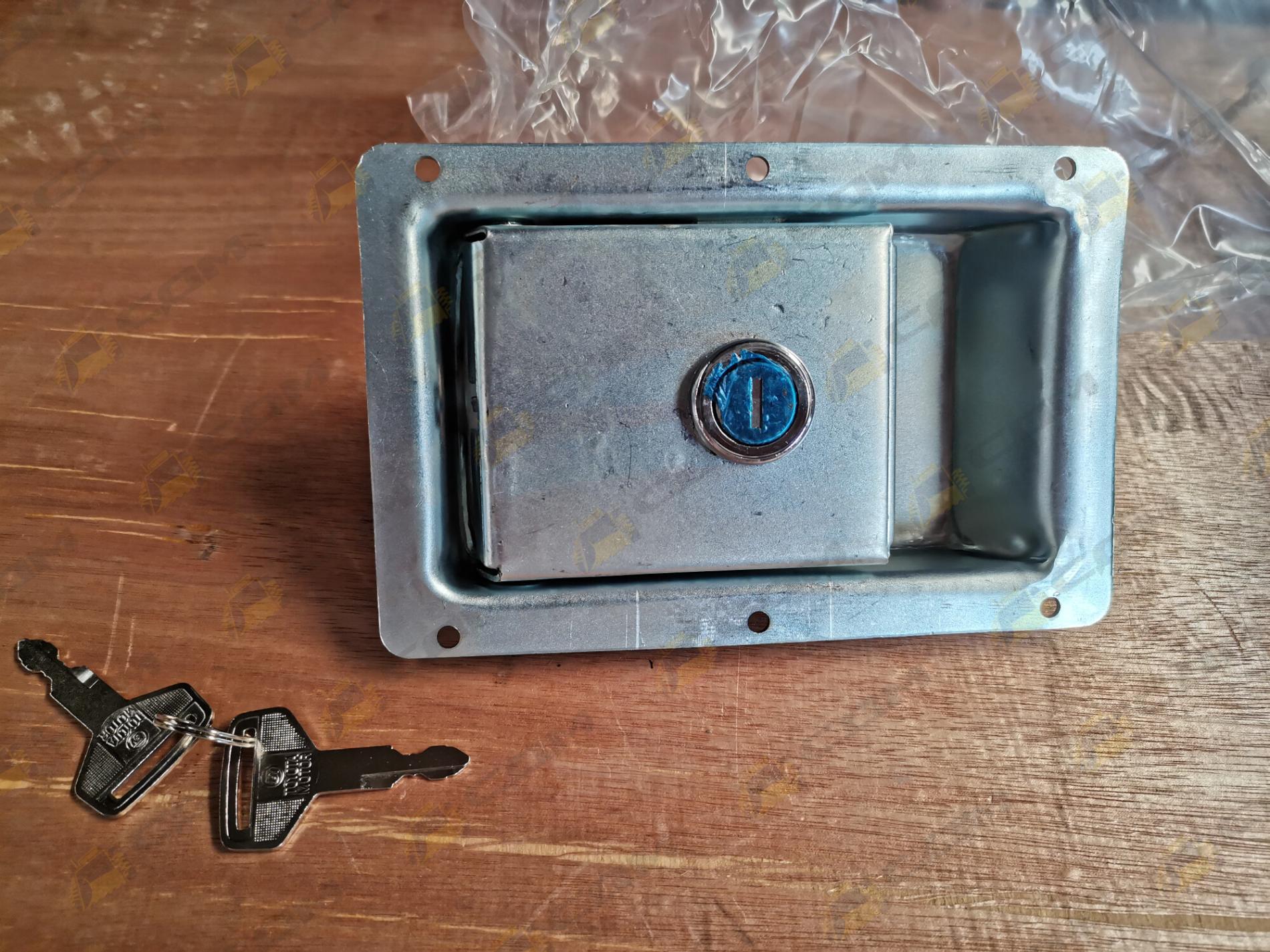 Ручка капота CDM855