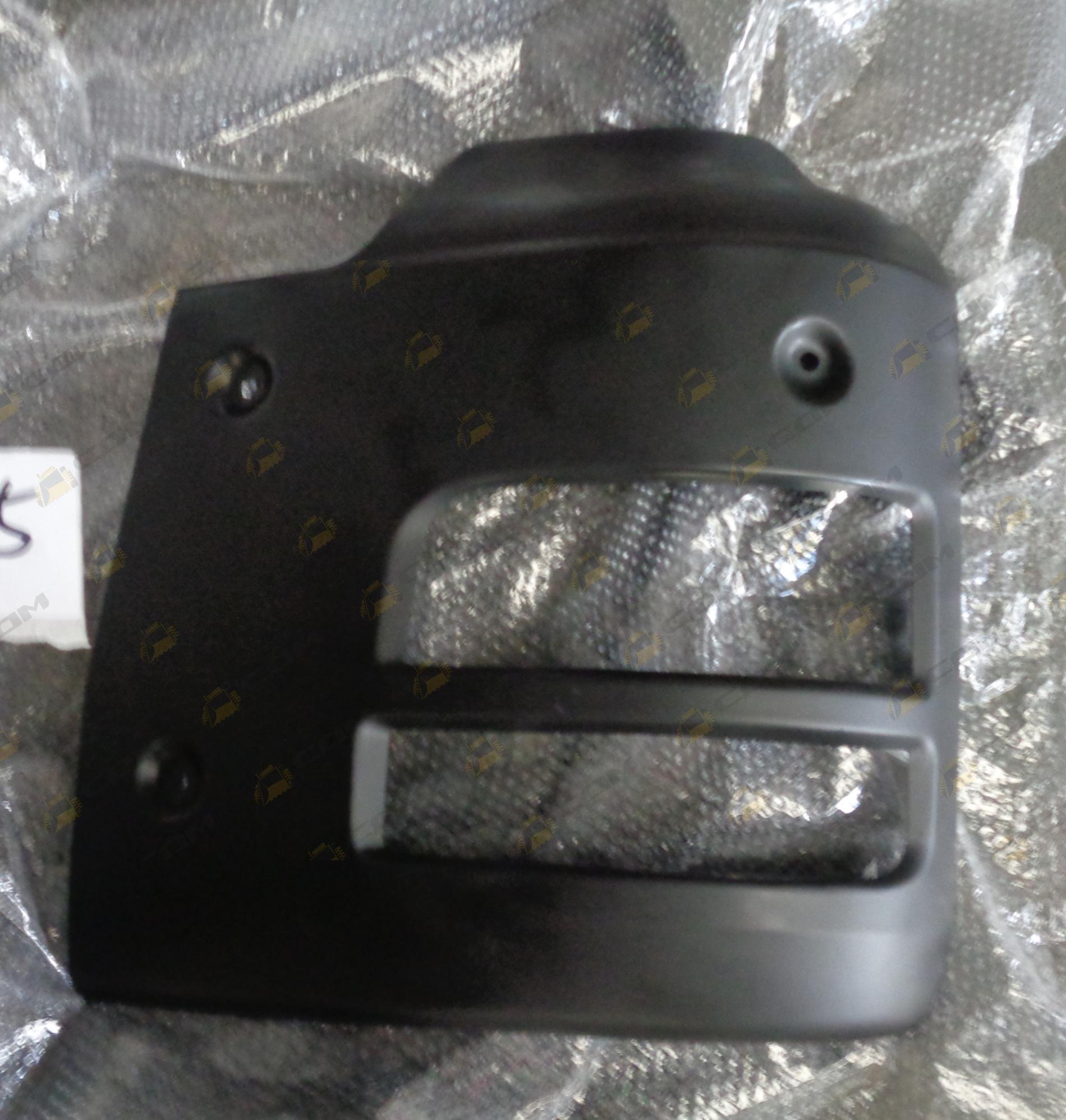 Бампер металлический левая часть T5G/C7H 810W41610-5599