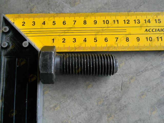 Болт крепления кромки режущей вспомогательной M20*55 CDM 855