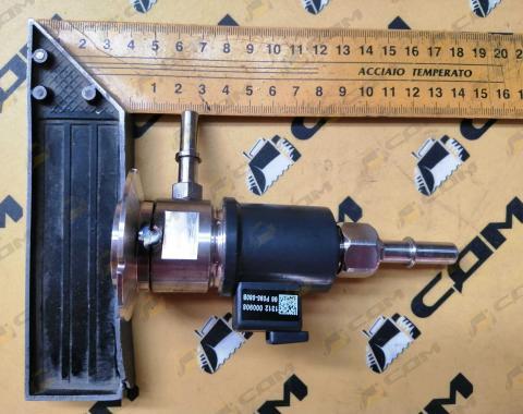 Инжектор мочевины EURO 4 HOWO A7 WG1034120002