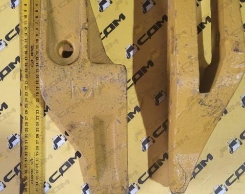 Зуб ковша боковой левый SDLG/MITSUBER 250900264