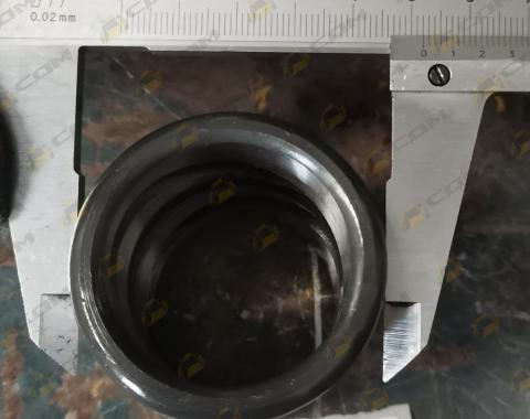 Втулка нижнего пальца крепления цилиндра стрелы 40х52х57 CDM932N 60900005679/932NG.11-002
